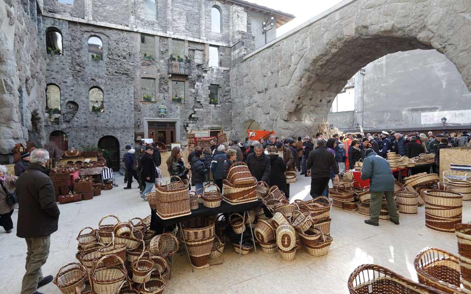 Artigianato del legno: S. Orso ad Aosta